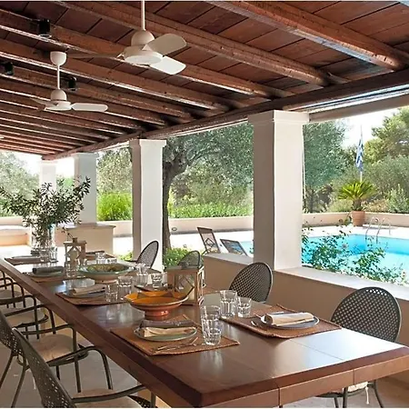Sleeps 10 With Pool Air Con And Wifi Villa Argostoli (Kefalonia)