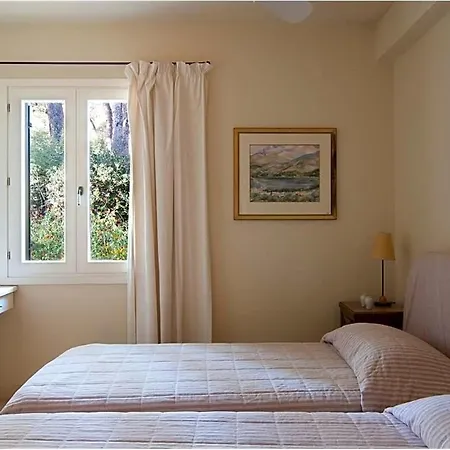 Sleeps 10 With Pool Air Con And Wifi *