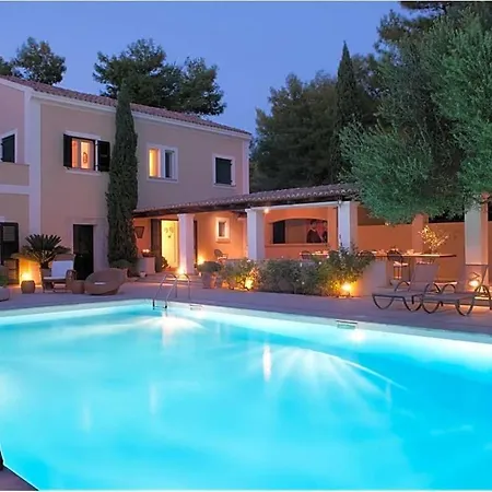Sleeps 10 With Pool Air Con And Wifi Villa Argostoli (Kefalonia)